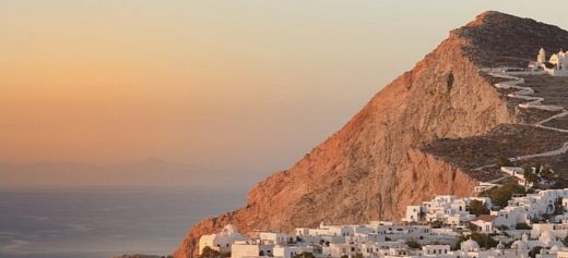 The Most Charmingly ‘Greek’ of All the Cyclades
