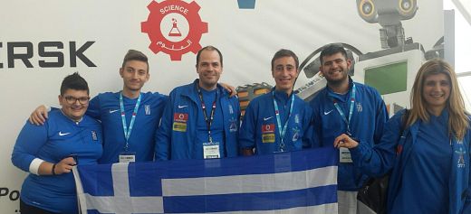 Έλληνες μαθητές κέρδισαν το αργυρό μετάλλιο στην Ολυμπιάδα Ρομποτικής