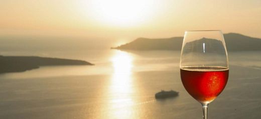 Ένα ελληνικό νησί στους καλύτερους προορισμούς κρασιού στην Ευρώπη