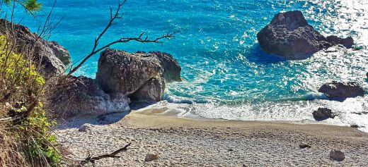 4 Greek beaches among the top 12 in Europe