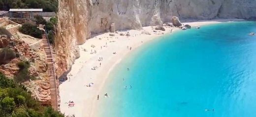 2 ελληνικά νησιά στα ομορφότερα μέρη της Ευρώπης