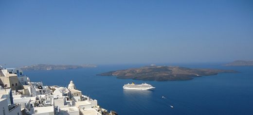 2 Greek islands among the best Mediterranean island cruise getaways