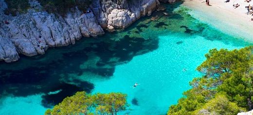 3 ελληνικές παραλίες στις καλύτερες της Ευρώπης για τον Μάιο