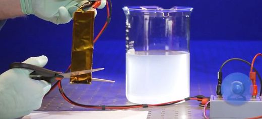 Greek scientist develops safer, more durable lithium-ion battery that can operate under extreme conditions