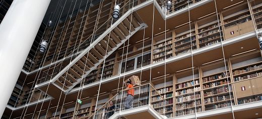 The transfer of the collections from the National Library to its new facilities at the Stavros Niarchos Foundation Cultural Center