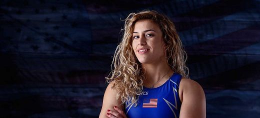 The first woman with a gold olympic medal in wrestling for USA