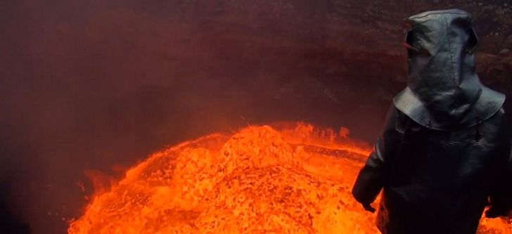 G.Kourounis stepped inside one of the world’s most dangerous volcanoes