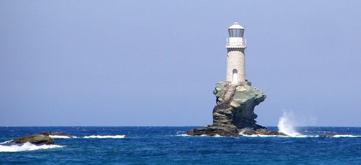 The 10 most beautiful lighthouses in Greece