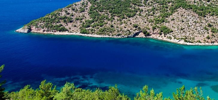 A Greek island among the top 10 dive sites in Europe