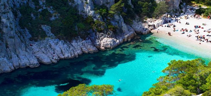 3 ελληνικές παραλίες στις καλύτερες της Ευρώπης για τον Μάιο