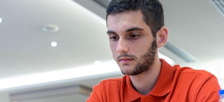 Ο 21χρονος σκακιστής φαινόμενο που αναδείχθηκε Γκραντ Μετρ