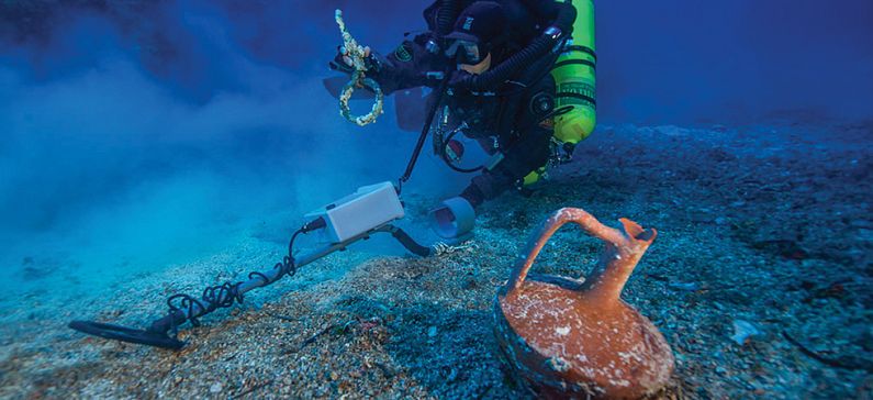 New underwater footage from the Antikythera Shipwreck