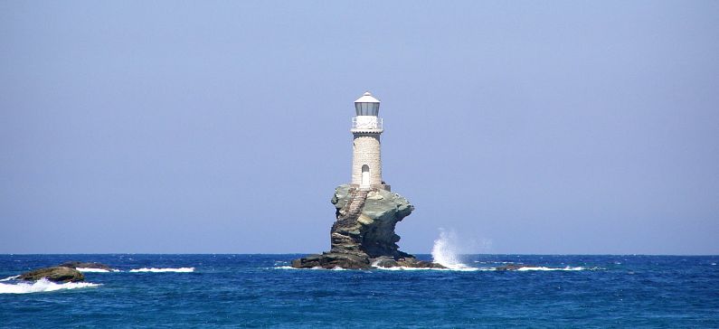 The 10 most beautiful lighthouses in Greece
