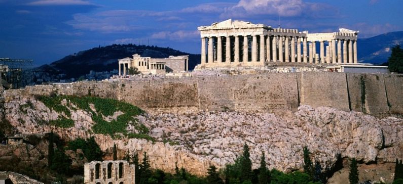 Acropolis among the 7 wonders of Europe