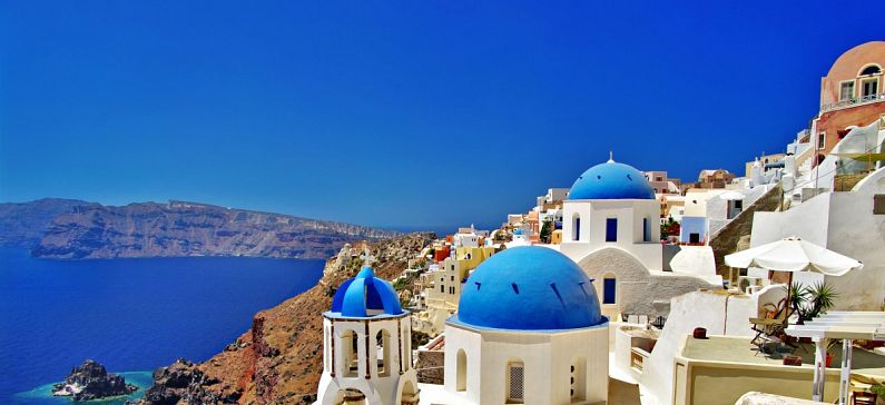 Ένα ελληνικό νησί στις πιο ρομαντικές κρουαζιέρες για το 2016