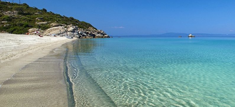 Οι 16 πιο μαγευτικές παραλίες για το 2017