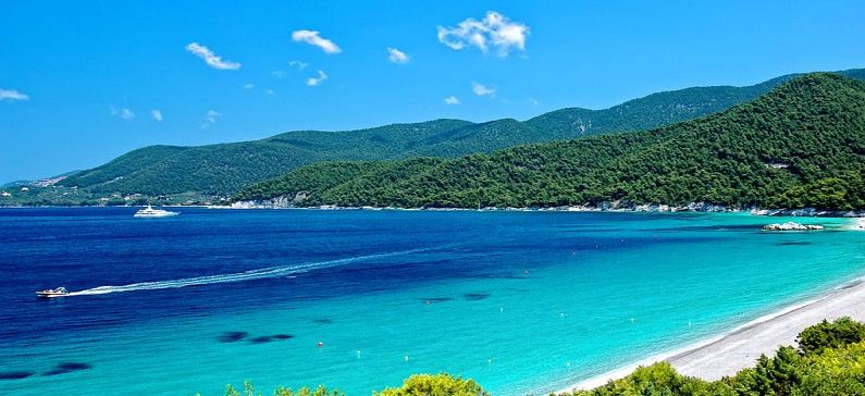 Ελληνικό νησί στα 13 καλύτερα “κρυμμένα” νησιά στον κόσμο