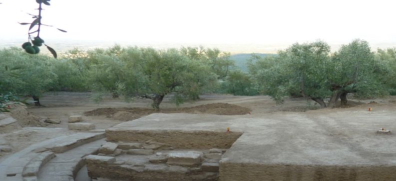 The ancient theater of Thouria revealed