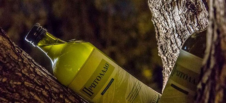 The first company which bottled olive oil in Halkidiki