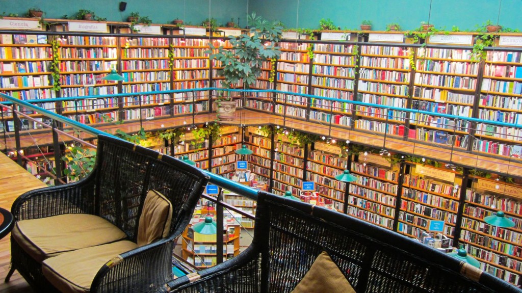 mexico-librairie-cafebreria-el-pendulo